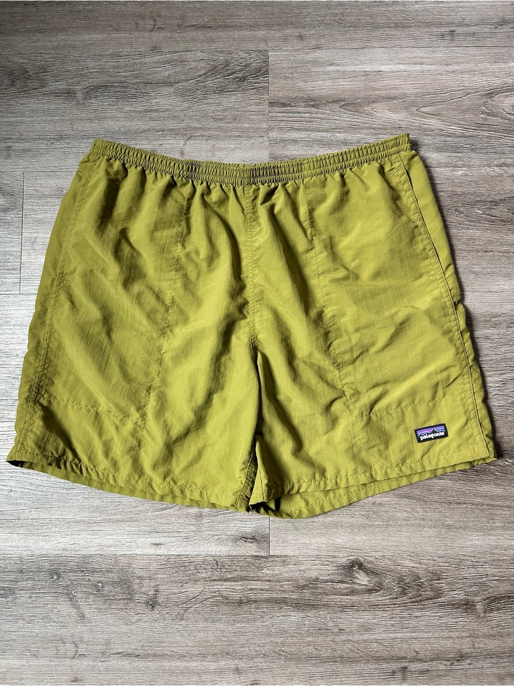 Patagonia Shorts Men’s Large Lined Long Baggies Nylon Outdoor Hiking Green